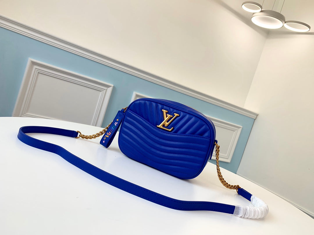 M53901 路L家-2019 年春夏季 New Wave 相機包 激光藍