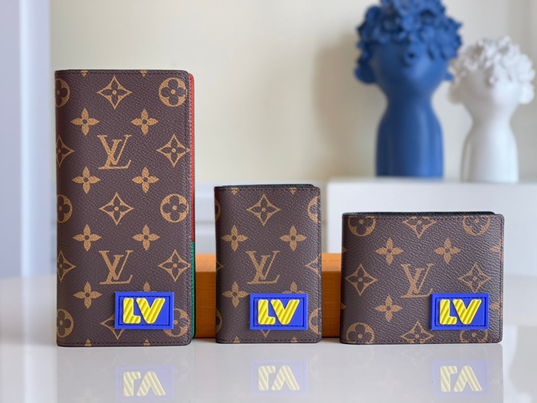 LV M45789 新款男款短夾