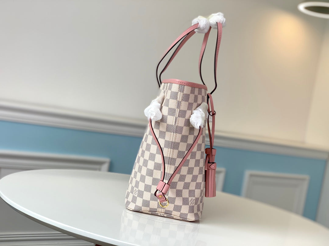 M44363 路L家-Neverfull 全新手袋