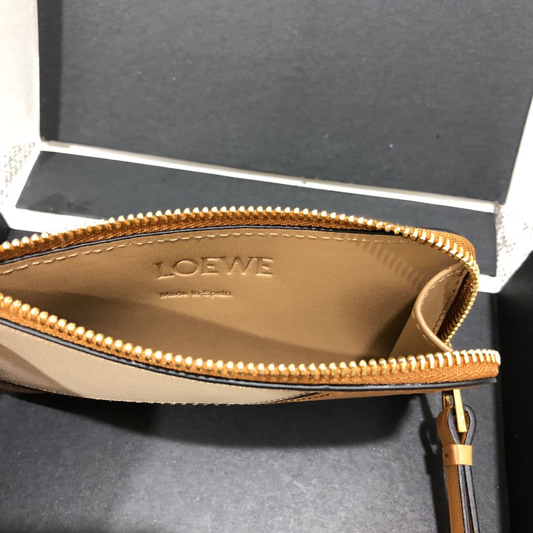 Loewe 拉鍊拼接卡包