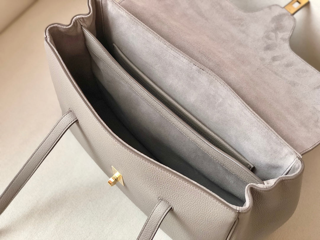 賽C家-SOFT 16 中號粒面牛皮革手袋
