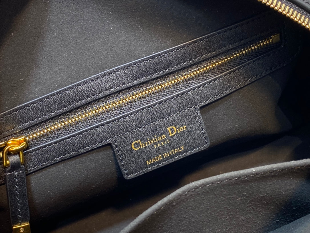 Dior-2022春夏 Vibe系列 保齡球包 中號