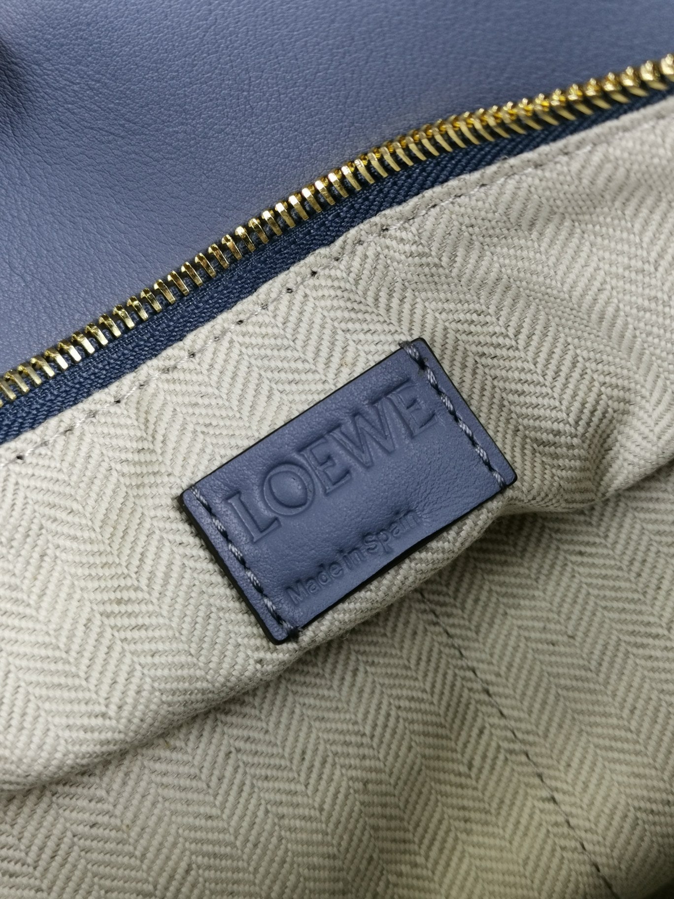 羅L威- Puzzle bag 小牛皮 中號