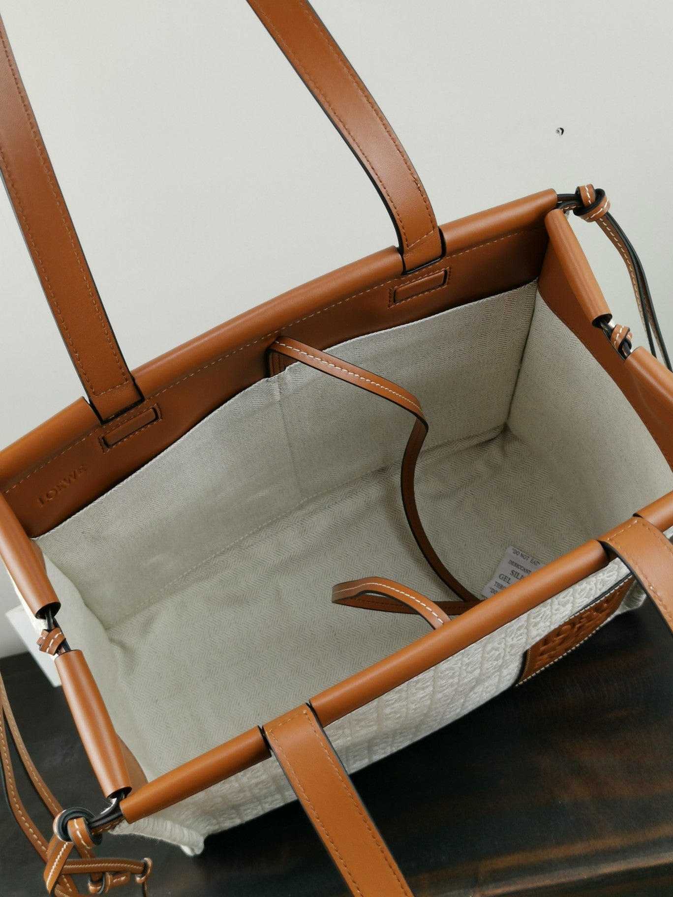 羅L威-Cushion Tote 大號