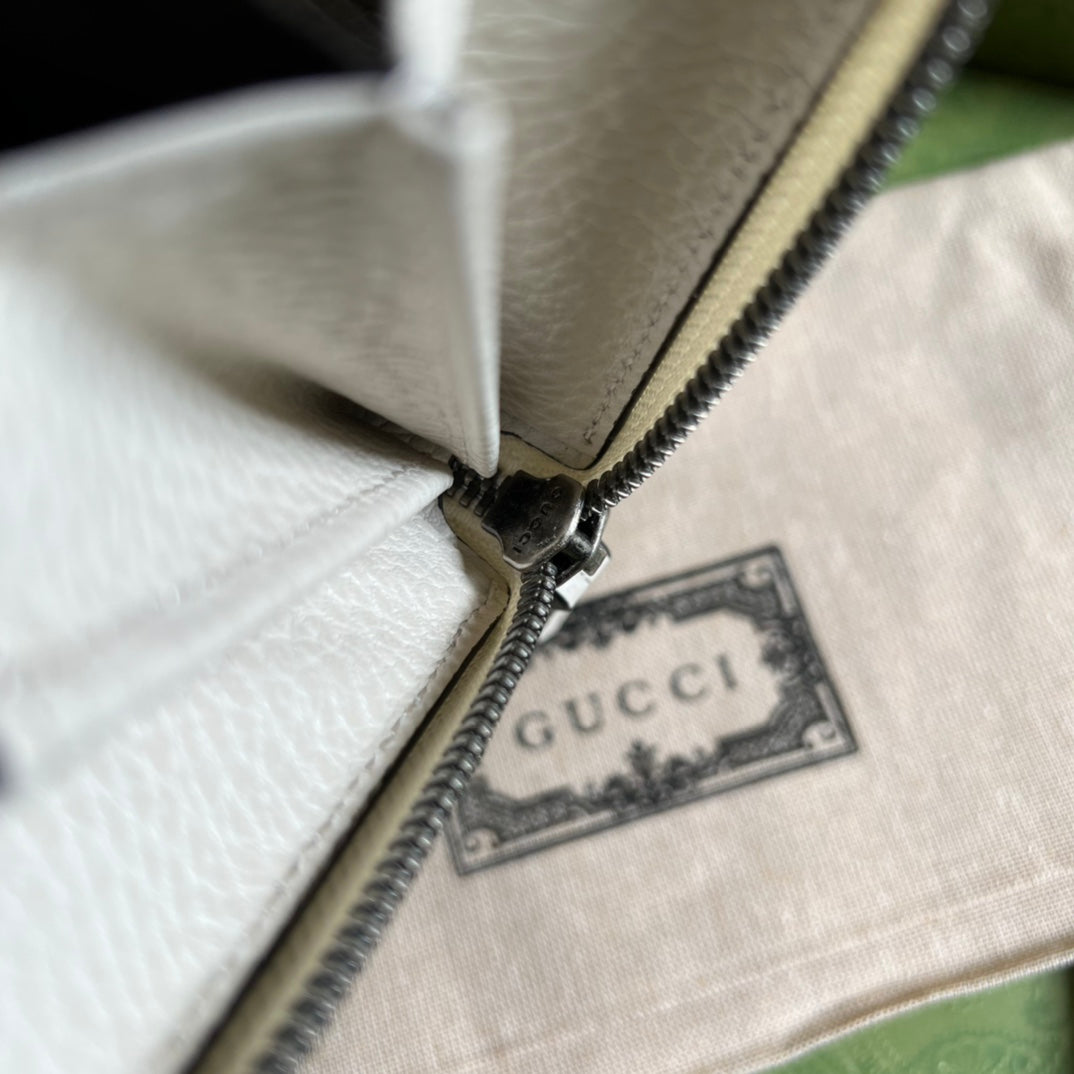 Gucci GG Marmont系列長夾