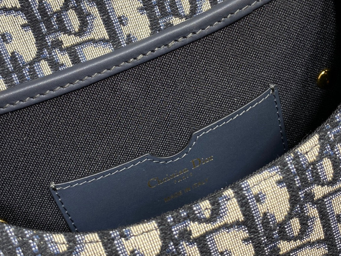 Dior-Bobby包 oblique系列秋冬 中號 經典藍布