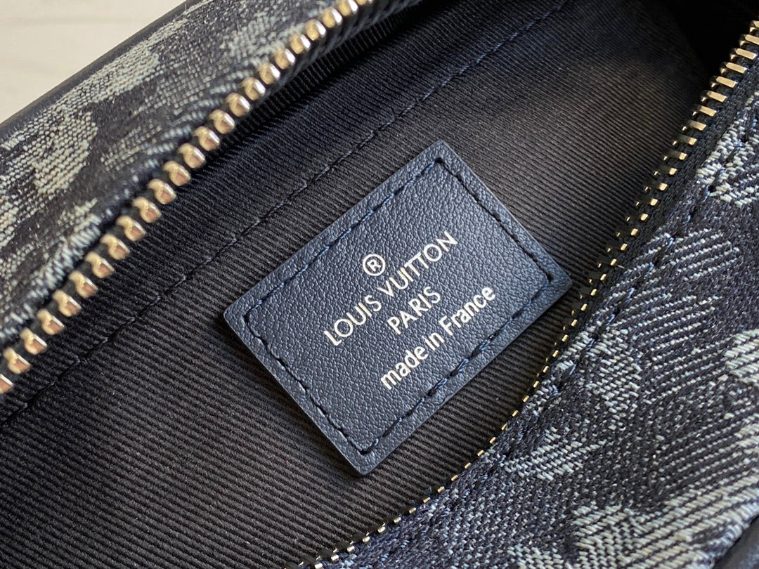 M80033 路L家-Mini Soft Trunk 鏈條包