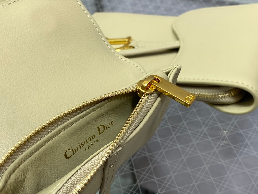 Dior-馬鞍 手機包 零錢包 奶油杏