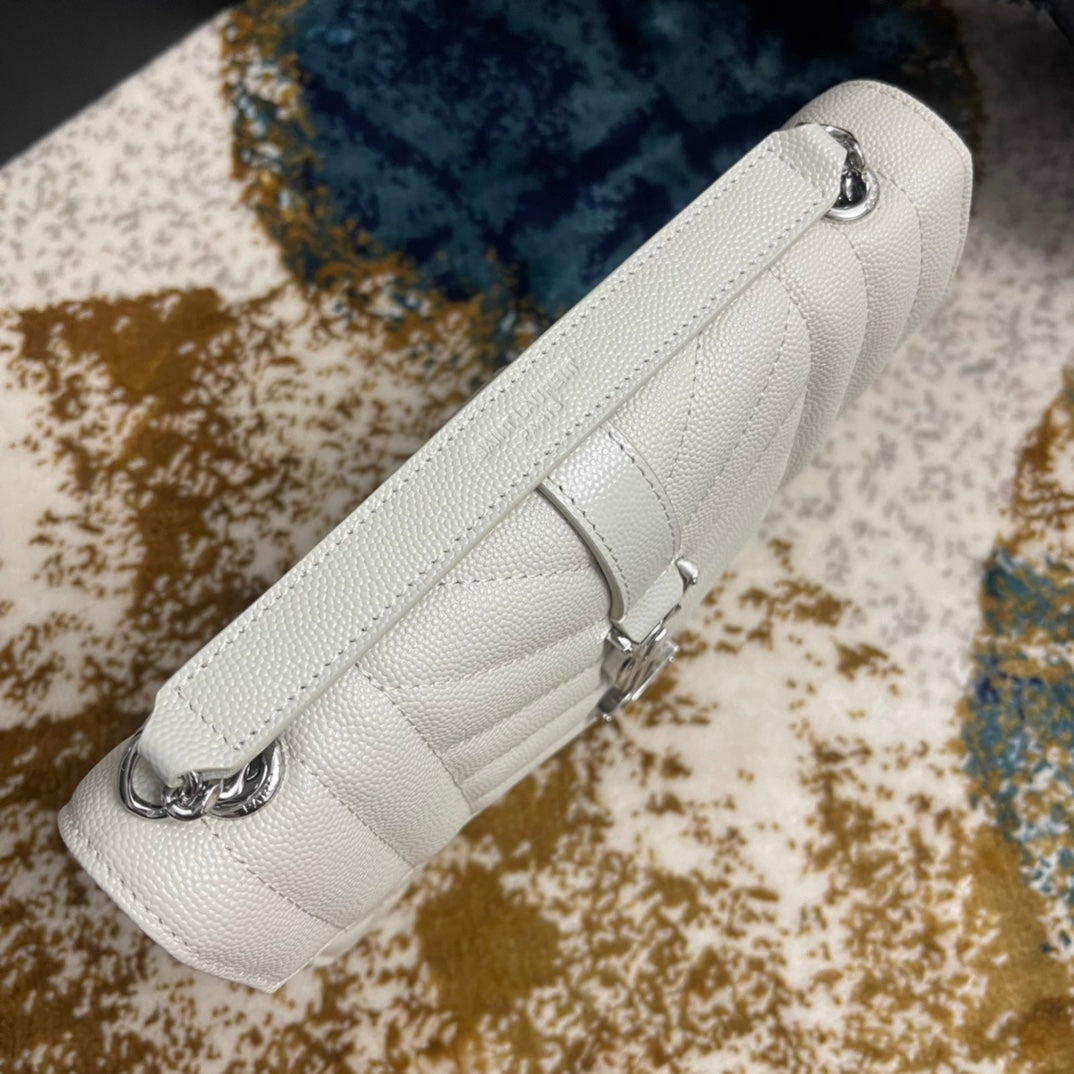 聖Y羅-Monogram魚子醬V型菱格絎縫紋路信封包