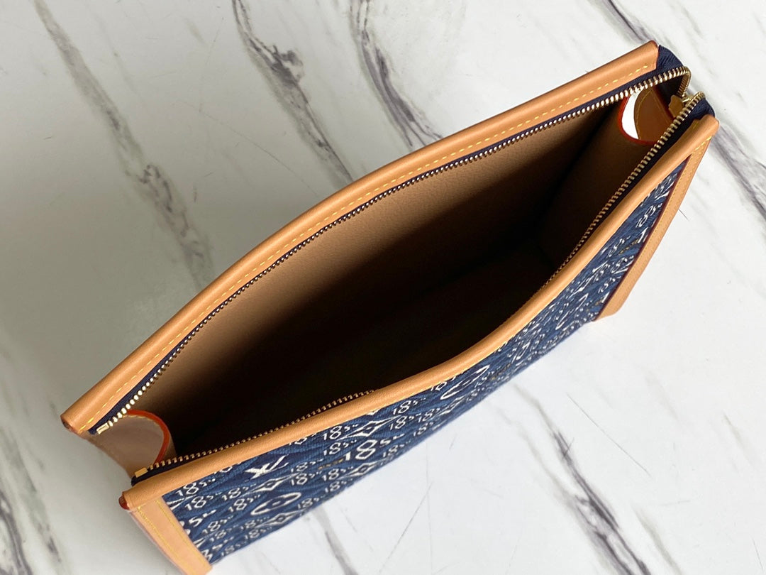 LV M80306 Poche Toilette 26 盥洗袋