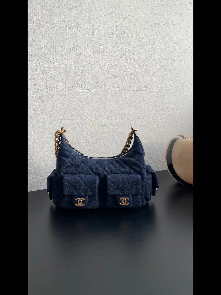 小香家-25C Hobo嬉皮包牛仔小號 深藍