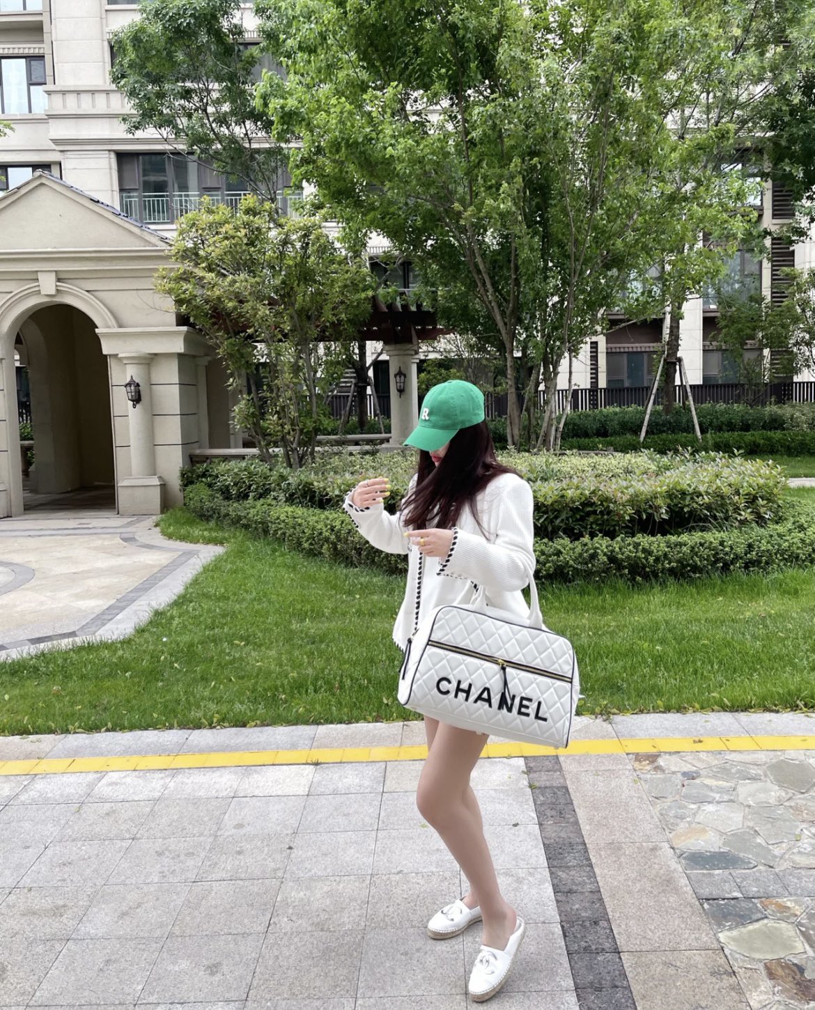 小香家-25P 保齡球旅行包 白