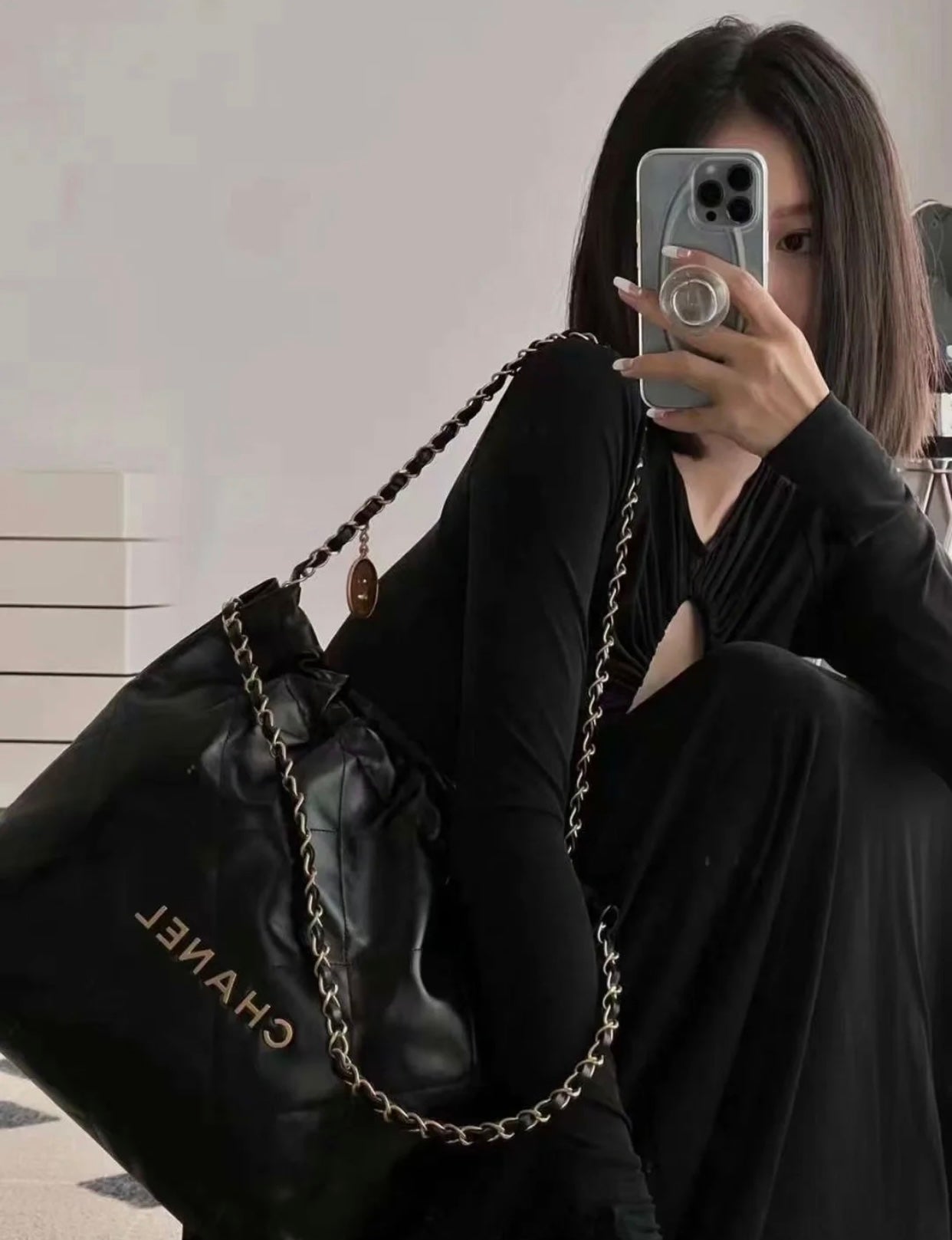 小香家-22P 22Bag 中號 黑色金扣