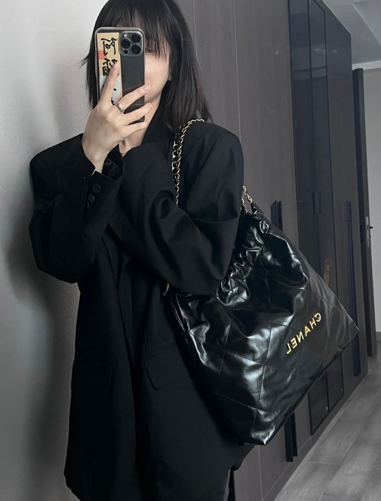 小香家-22P 22Bag 中號 黑色金扣