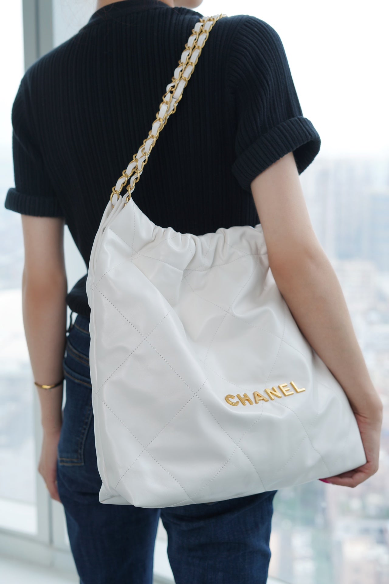 小香家-22P 22Bag 中號 白色金扣