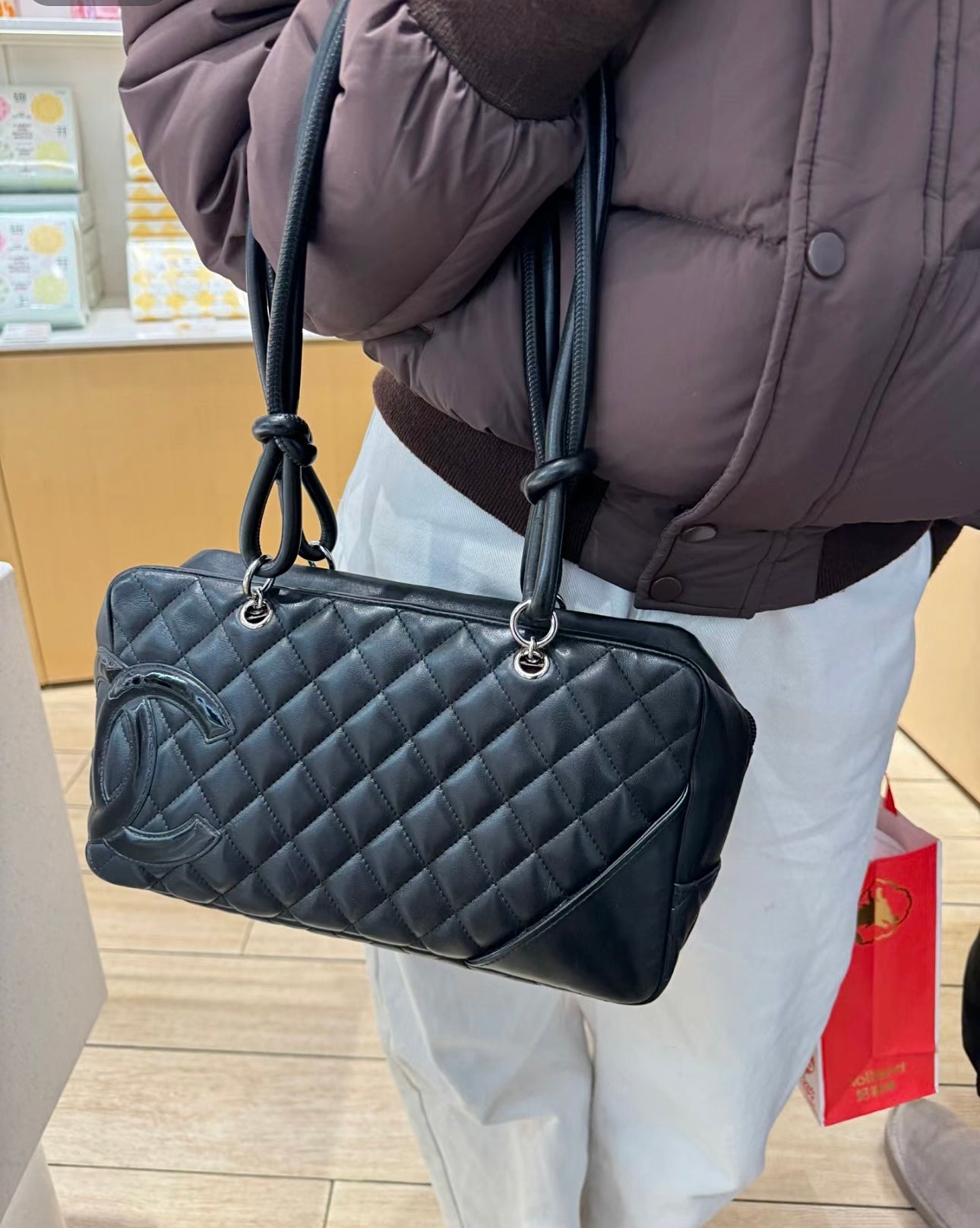 小香家-經典萬年款中古康鵬大號枕頭包(黑色LOGO)