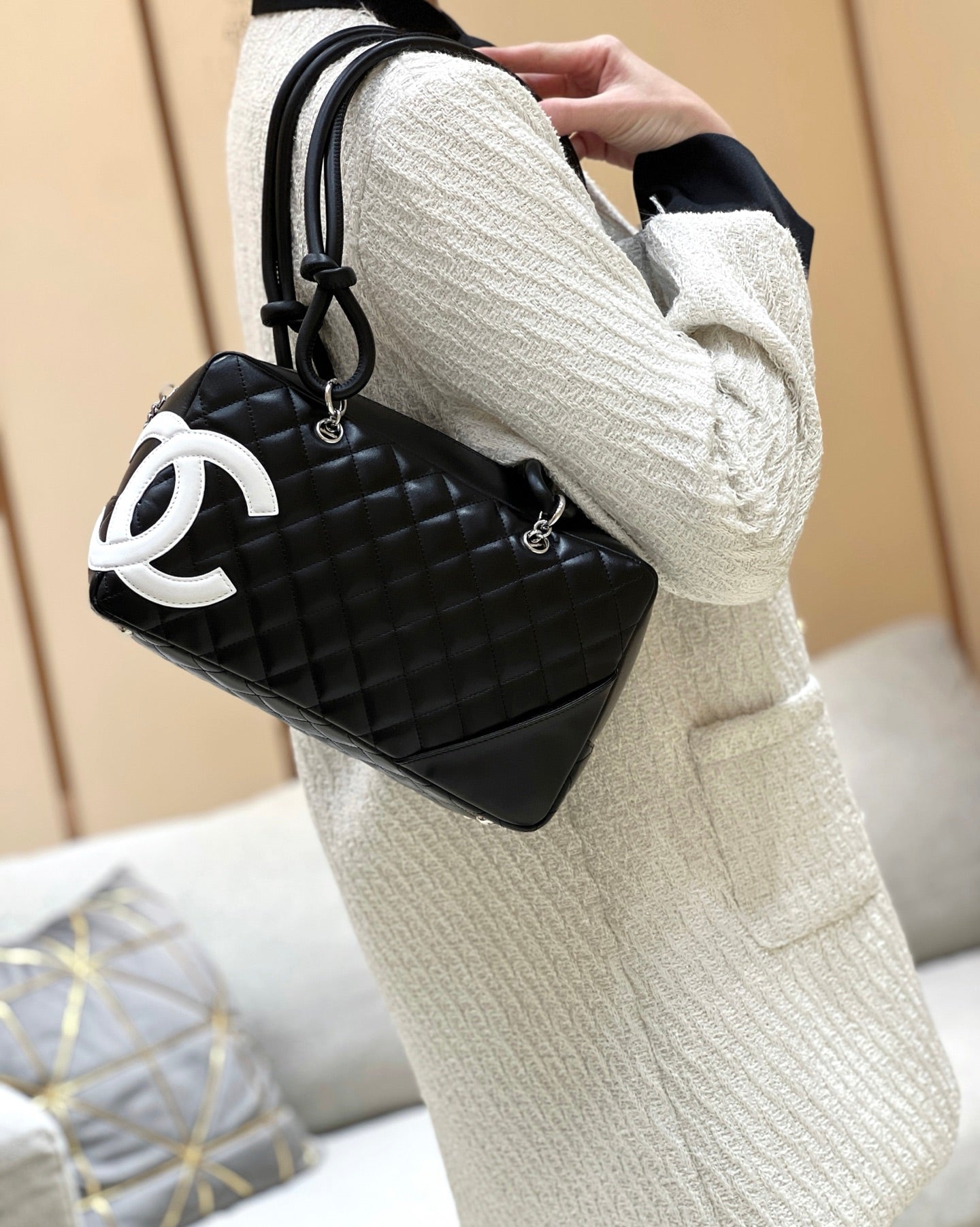 小香家-經典萬年款中古康鵬大號枕頭包(白色LOGO)