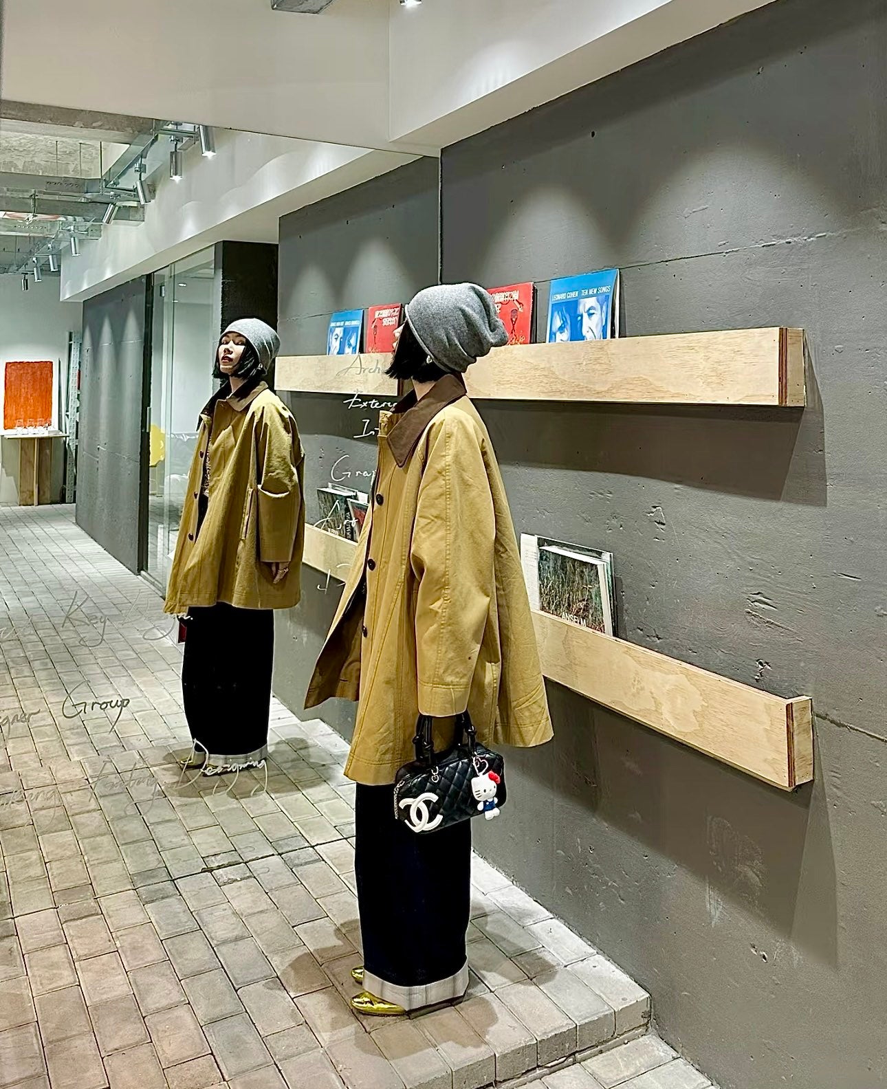 小香家-經典萬年款中古康鵬枕頭包(白色LOGO)