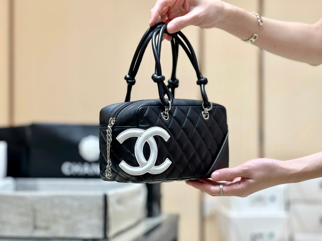 小香家-經典萬年款中古康鵬枕頭包(白色LOGO)