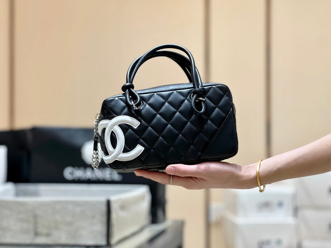 小香家-經典萬年款中古康鵬枕頭包(白色LOGO)