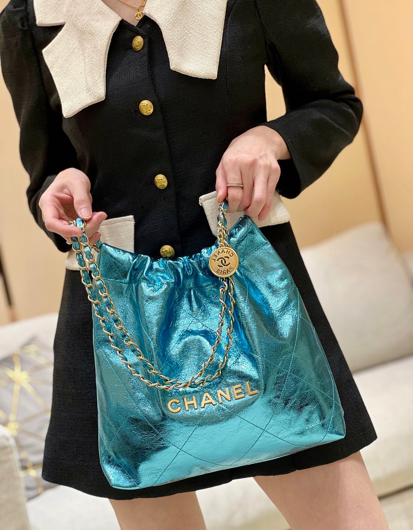 小香家-25C 22Bag 金屬皮 藍色