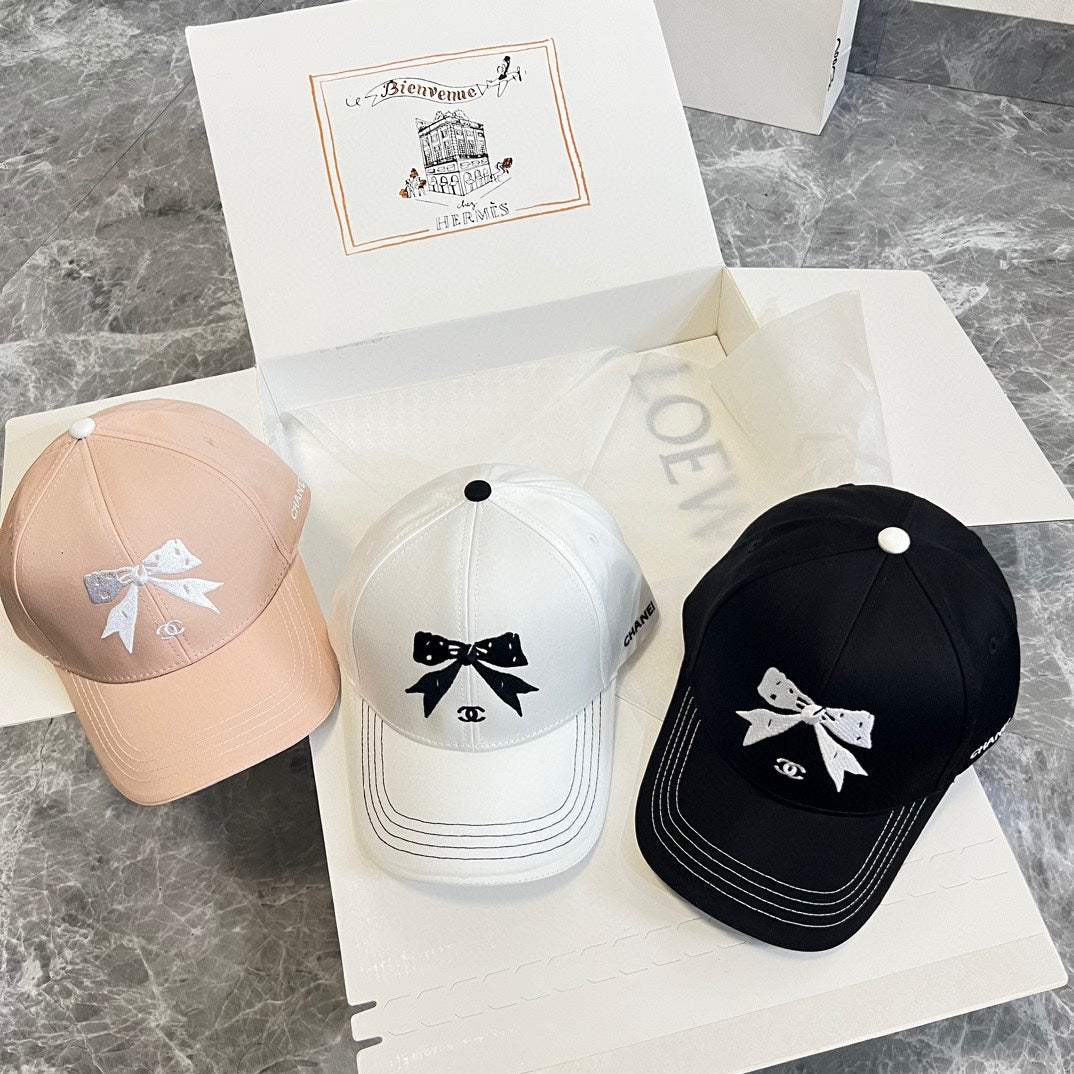 小香家-2024夏季新款重工刺繡蝴蝶結棒球帽 黑色