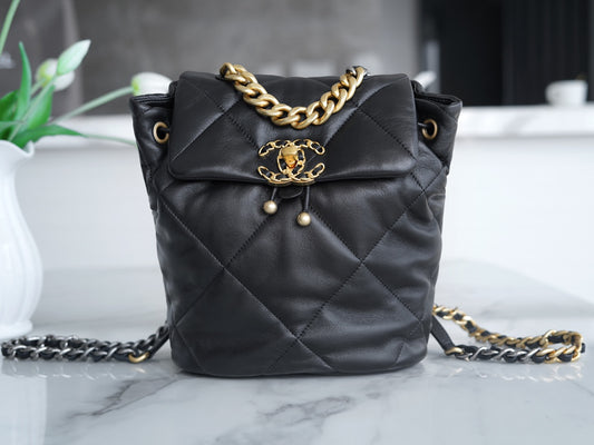 小香家- Chanel 24C 19bag 雙肩後背包 黑色