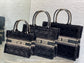迪D家-Book tote 毛絨黑藍色 大號