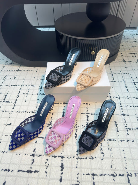 Manolo Blahnik-2024 格狀高跟拖鞋 集合圖