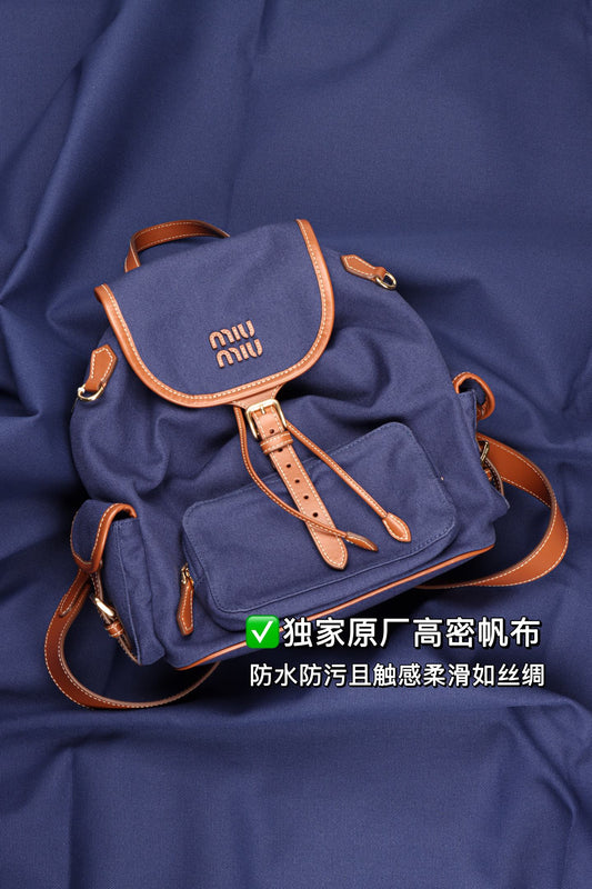 穆Ｍ家-帆布皮革後背包-皮料細節