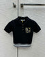 迪D家-2403 刺繡蝴蝶polo領針織短袖 黑色