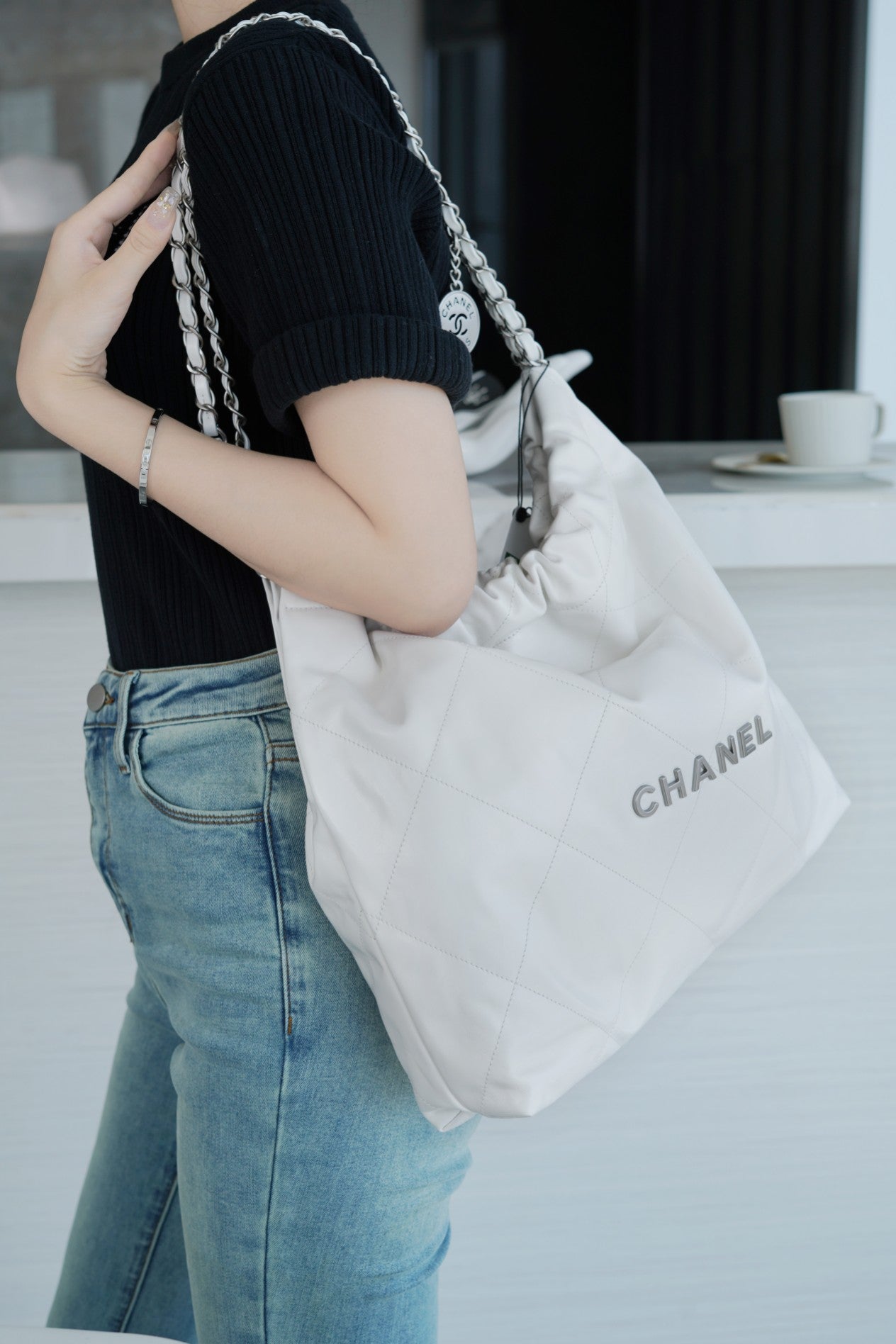 小香家-Chanel 22號手袋 白銀色中號