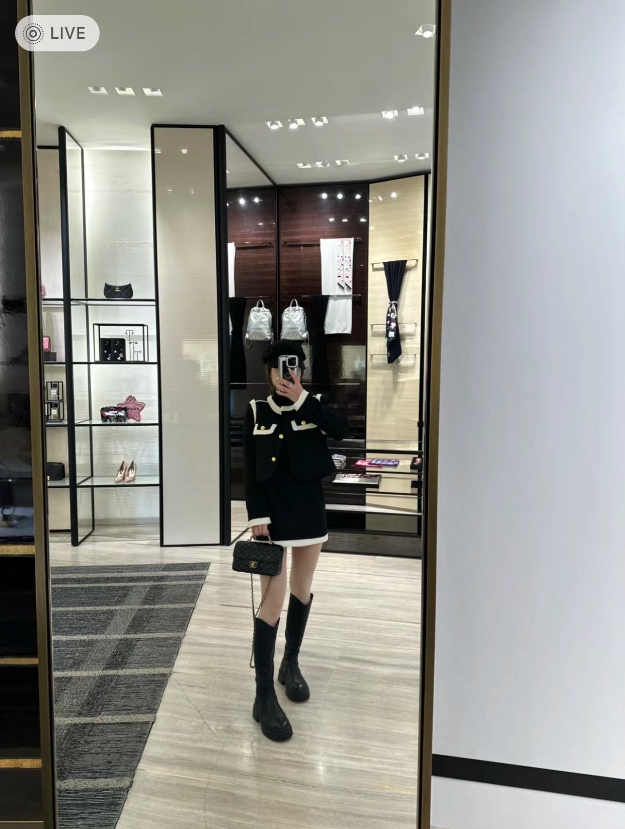 小香家-Chanel CF Mini 經典皮革穿繞雙c Logo 黑色