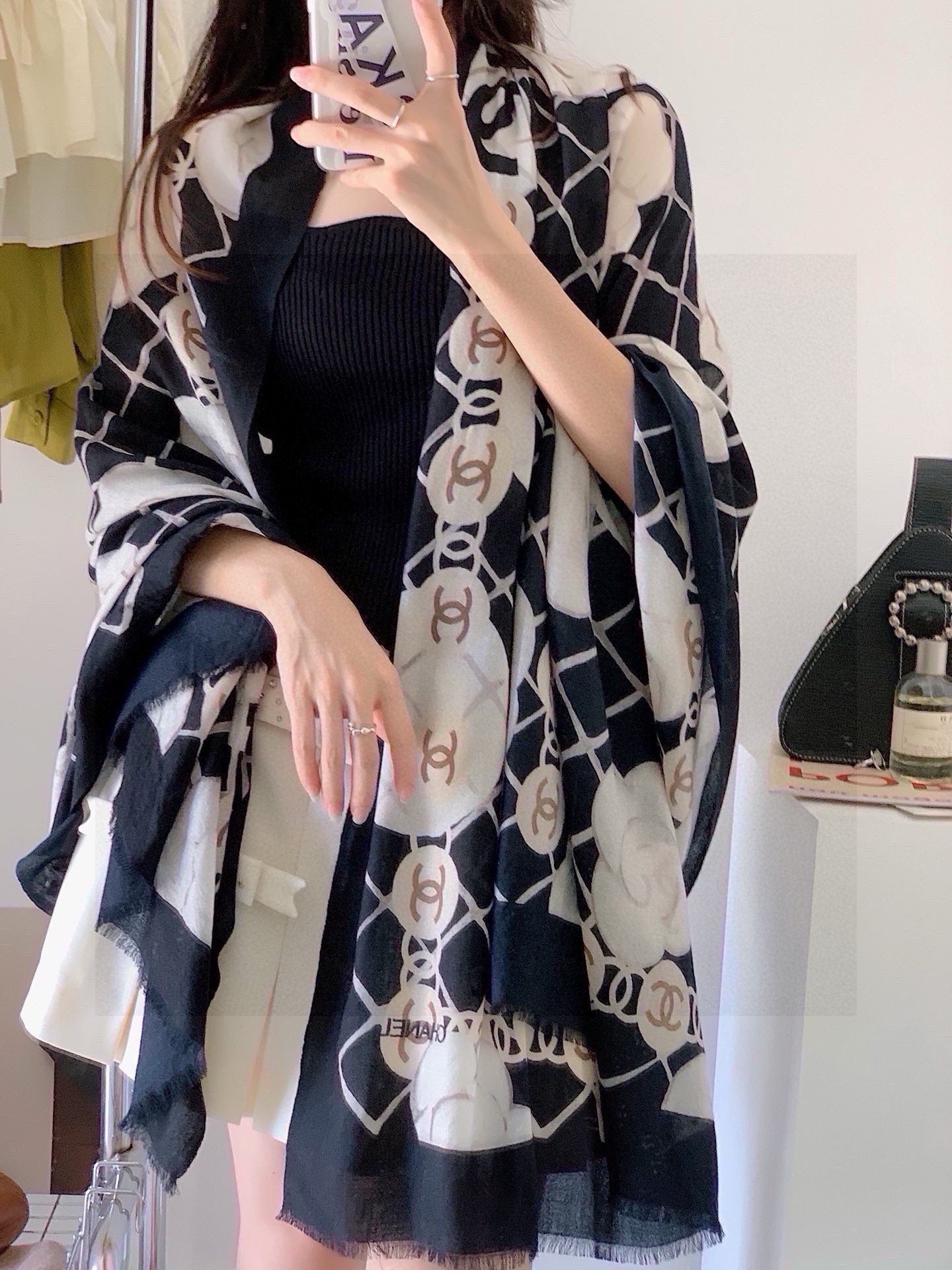小香家-2024山茶花格紋老錢圍巾110*200