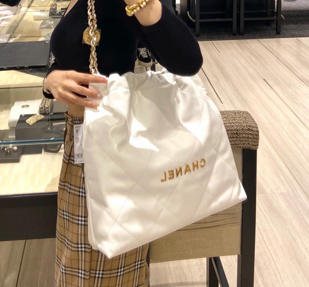 小香家-Chanel 22號手袋 白金色中號