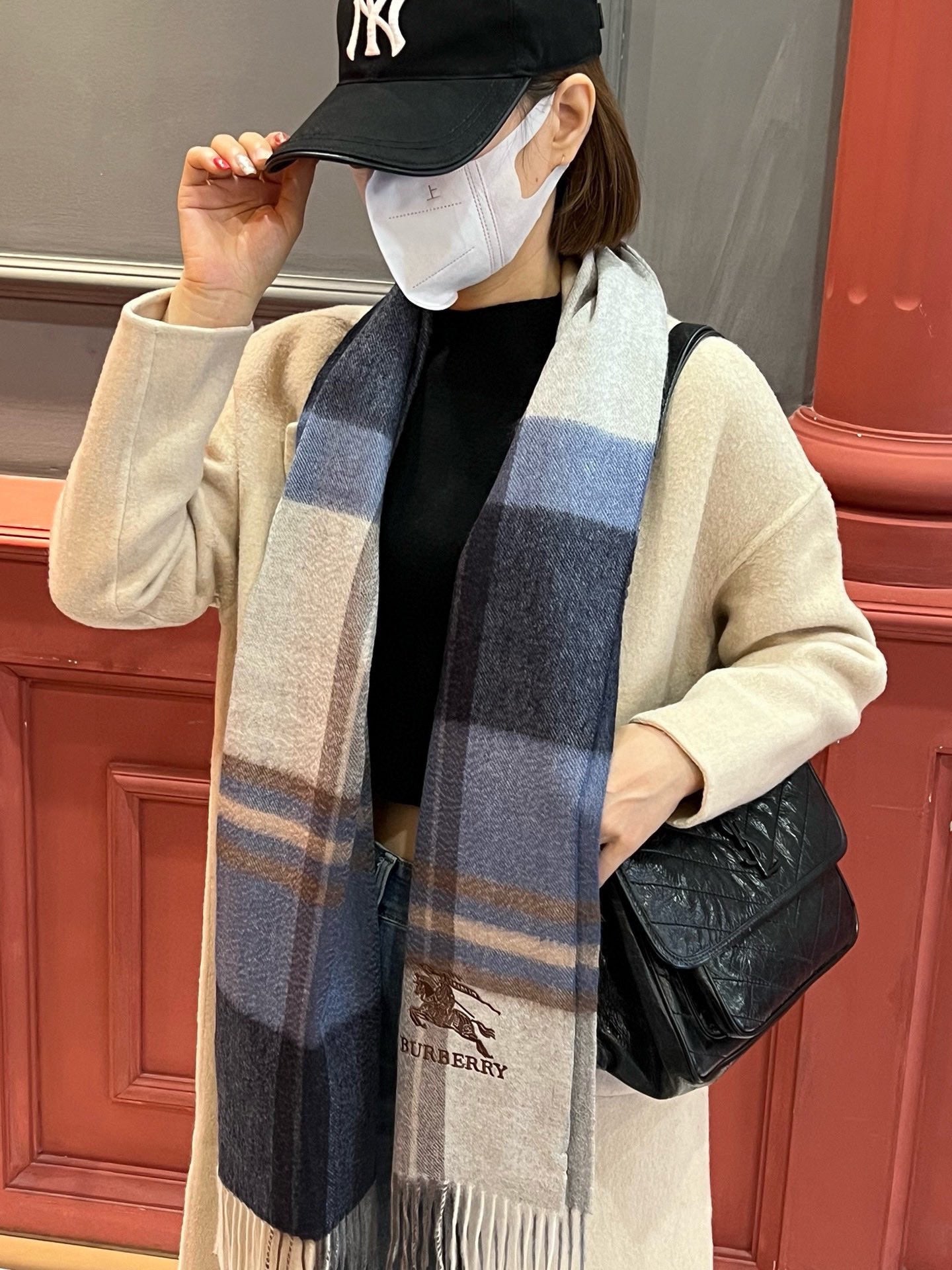 巴B家-2024水波紋羊絨圍巾 32*180