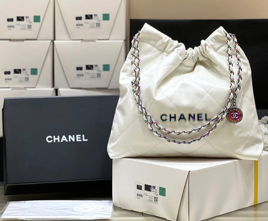 小香風-早春新款Chanel 22號手袋 白色大號