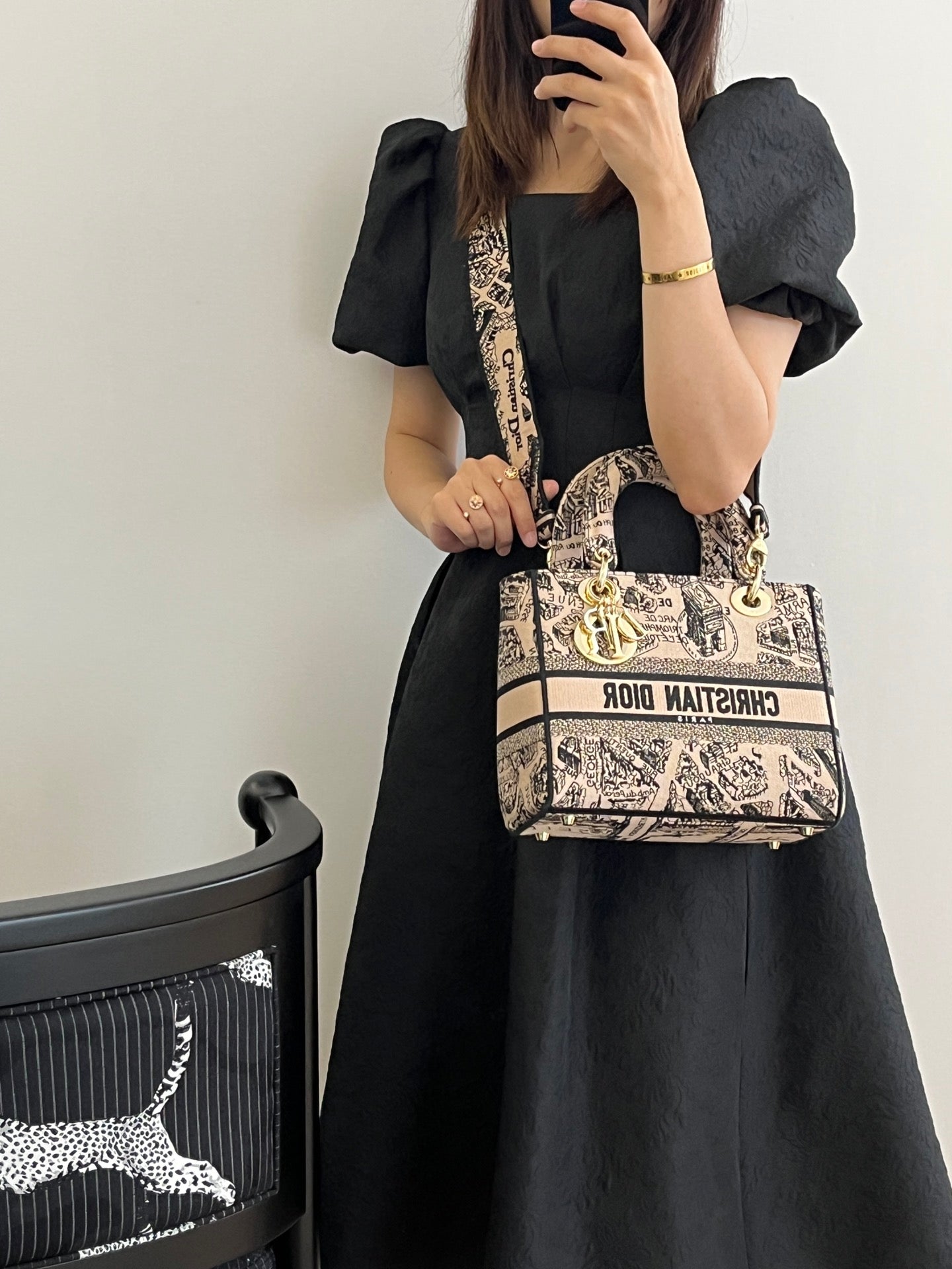 迪D家-Lady 巴黎地圖刺繡系列 杏色 24CM