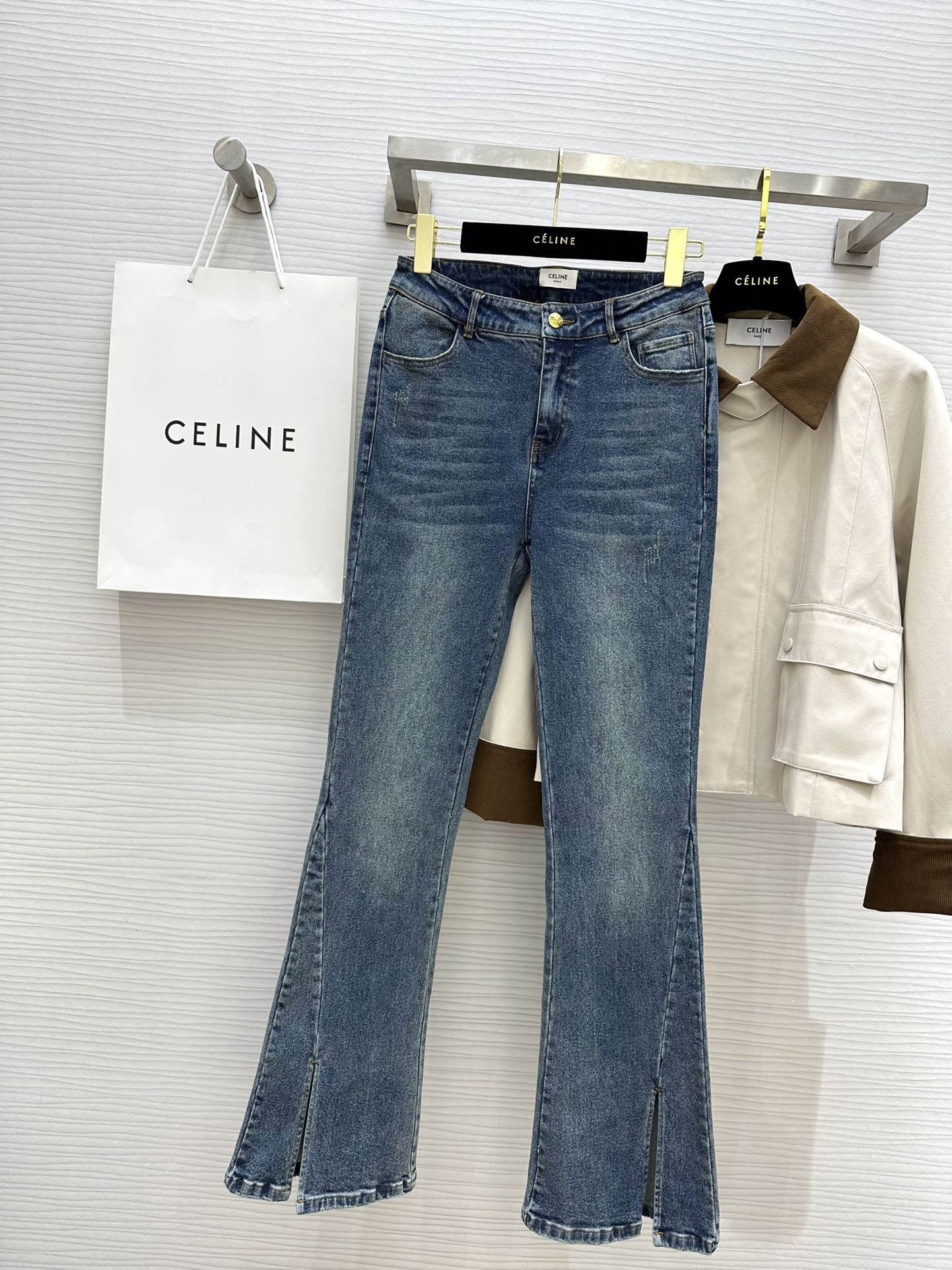 賽C家-2403 24春夏新款洗水微喇牛仔褲 藍色