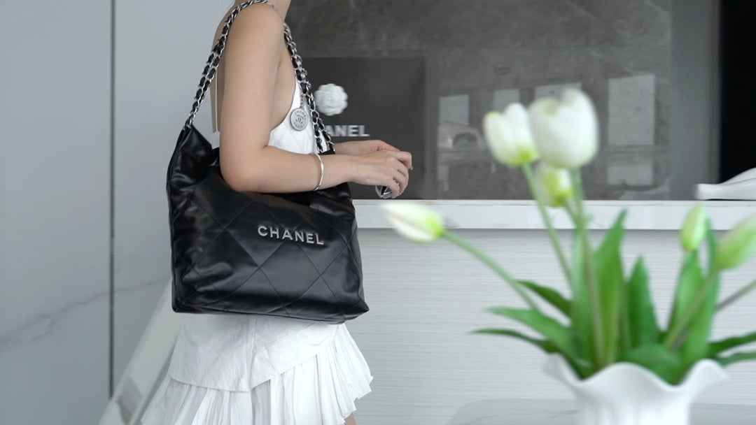 小香家-Chanel 22號手袋 黑銀色中號