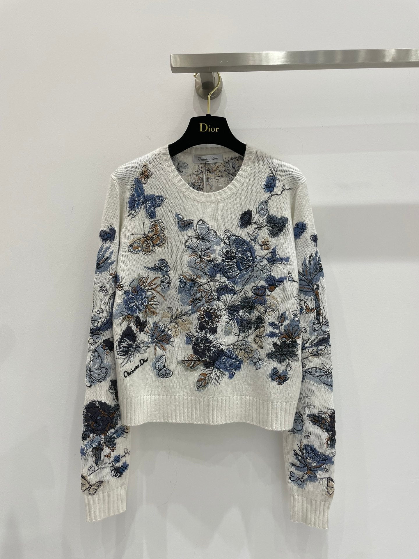 迪D家-2403 新品滿繡蝴蝶花卉羊絨刺繡套頭衫