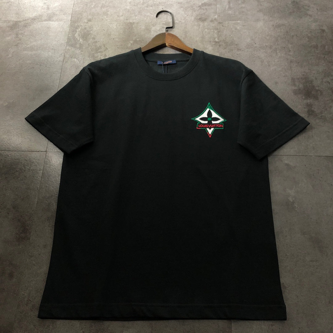 2404122