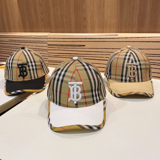 巴B家-春夏款大B經典格紋鴨舌帽 白色