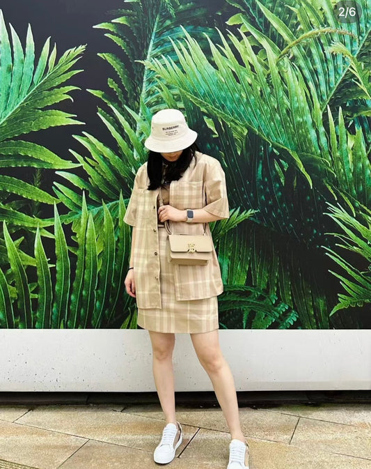 巴B家-Robin洛賓包 斜背包 手拿包 杏色