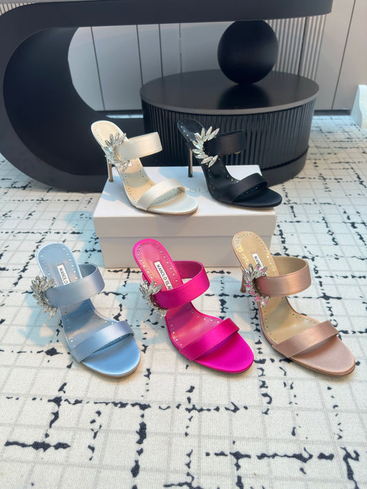 Manolo Blahnik-2024 高跟涼鞋 集合圖