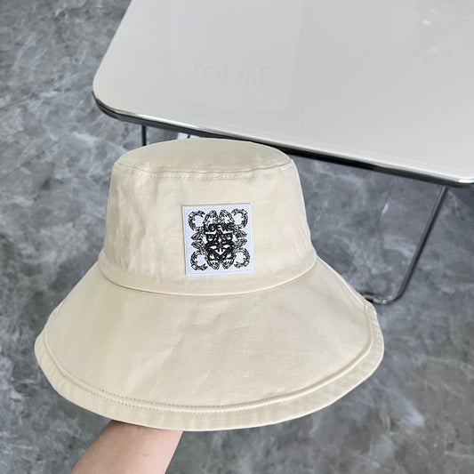 羅L家-2024新款 簡約Logo漁夫帽 白色