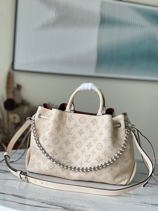 M59203 路L家-Bella Tote 手袋 奶白色