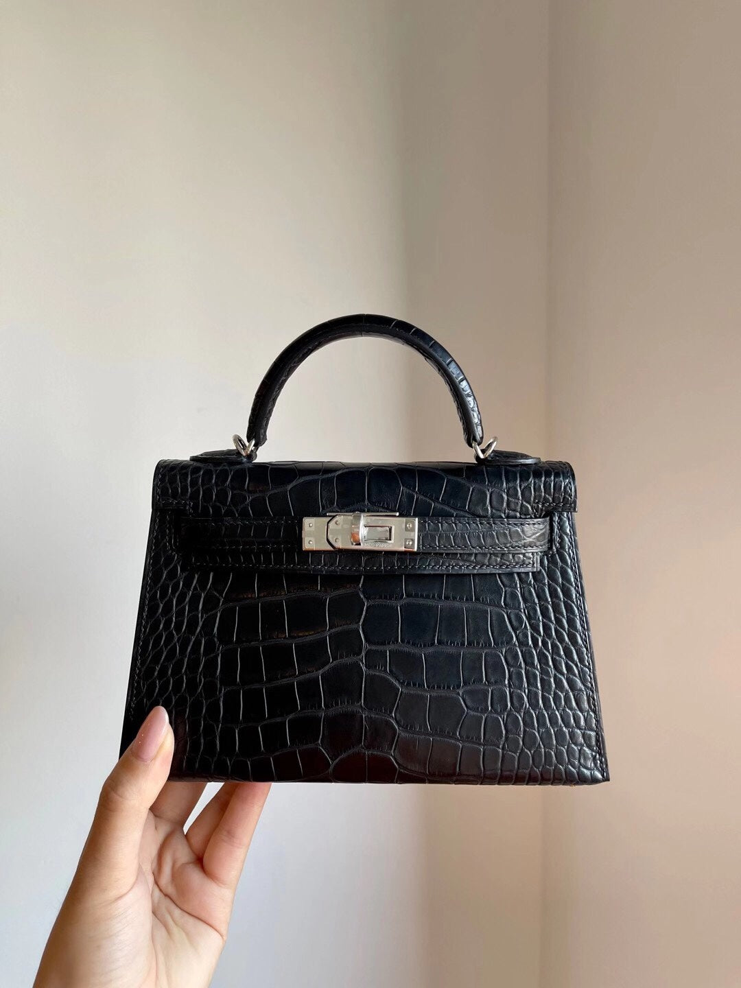 小愛款-Kelly mini 2代  美洲霧面鱷魚 黑色 銀扣