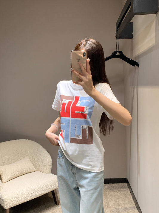 芬F家-2403 24SS春夏新款 logo字母印花短袖TEE 紅色