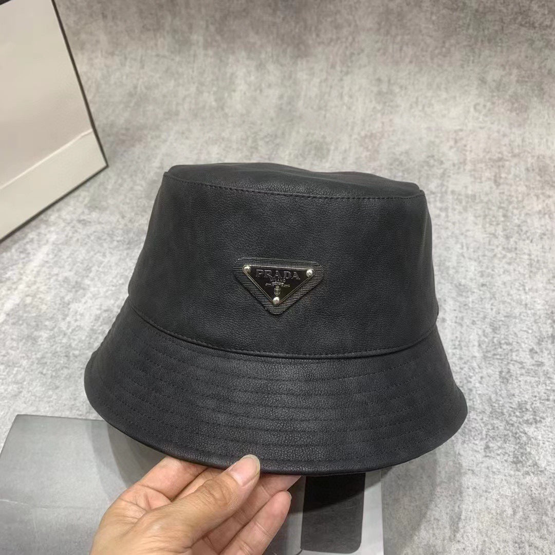 普P家-早秋新款個性質感皮革漁夫帽
